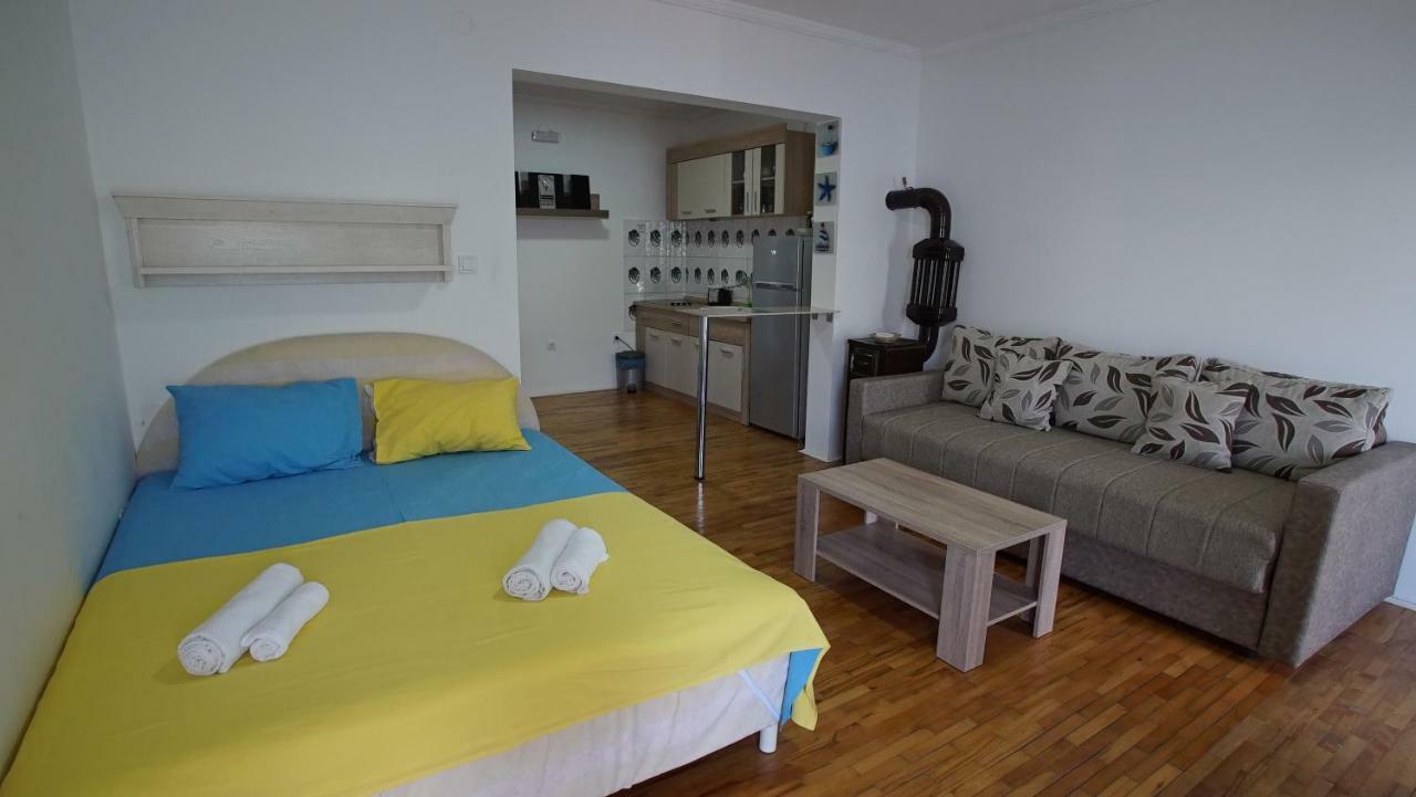 Penthouse Stoliv New Spa-Pool Villa Is Located 5M From The Sea, Exclusive Terrace,Private Jetty Wih Sunbeds, Pebble Beach, Secluded Location Total Area 375M2 At Your Disposal Kotor Extérieur photo